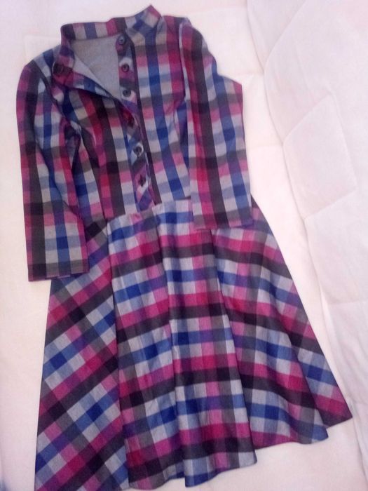 Продаю платья. р.46.