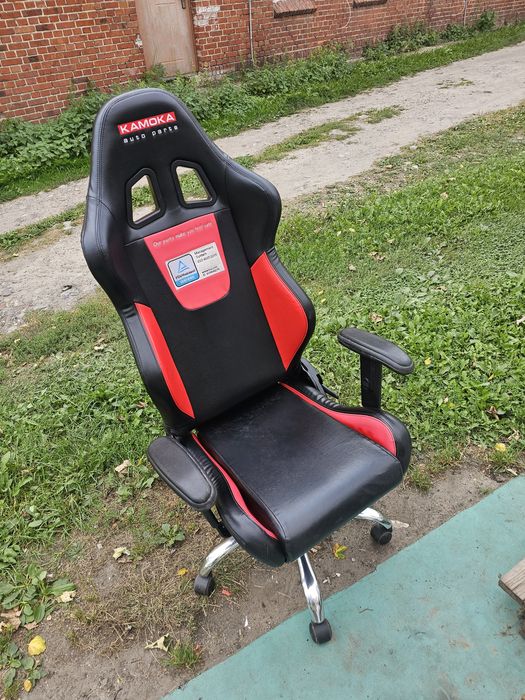 Fotel gamingowy.