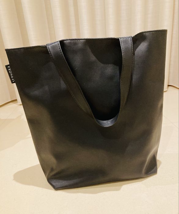 Bolsa zipper preta Sephora