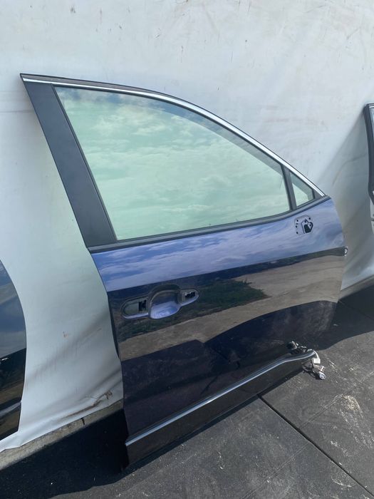 Двері передні праві дверь Toyota Rav4 2019-2025