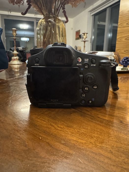 Aparat Sony alpha 77