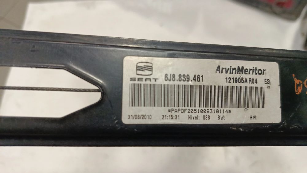 Elevador vidros trás esquerdo SEAT Ibiza IV ST (6J8, 6P8)