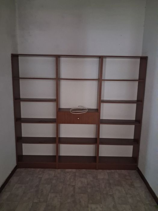Vendo todos estes armários. Aceito propostas
