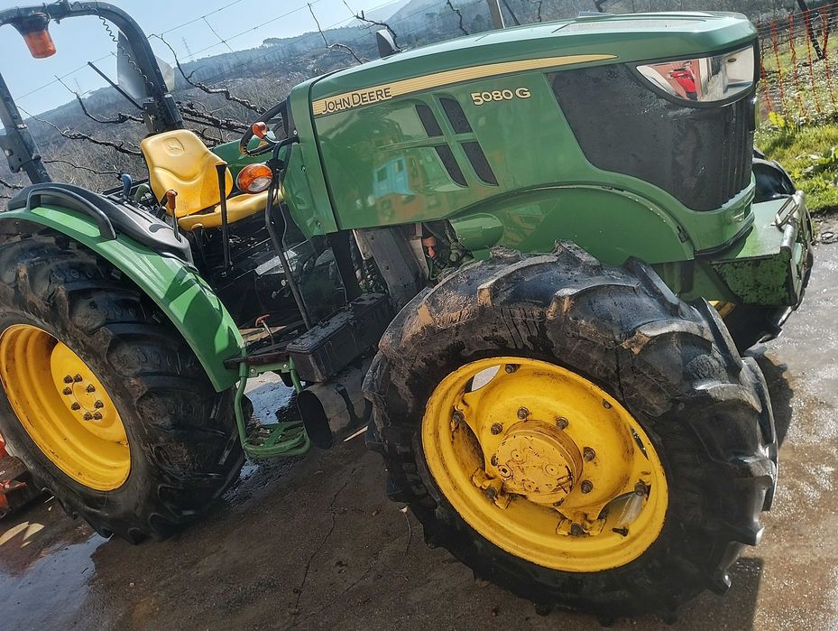 Vendo ovos e pintos de leghorn isabella e australorp e John deere 5080G