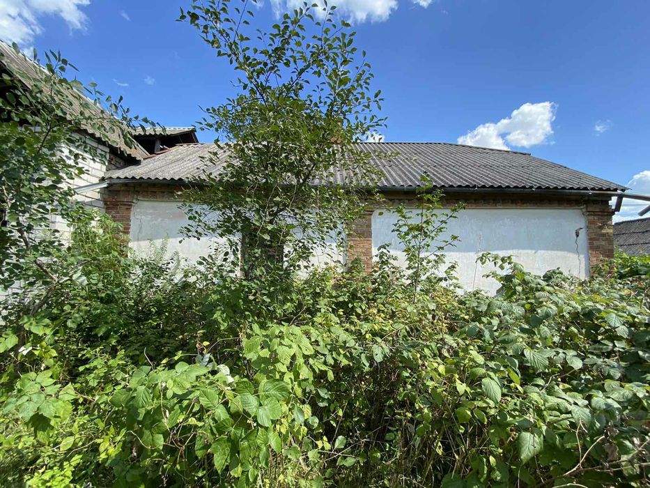 Продам будинок під реконструкцію