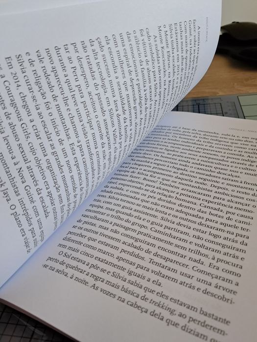 Livro "Mágica Mente: A Neurociência da Manifestação  e o Seu Poder Transformador"