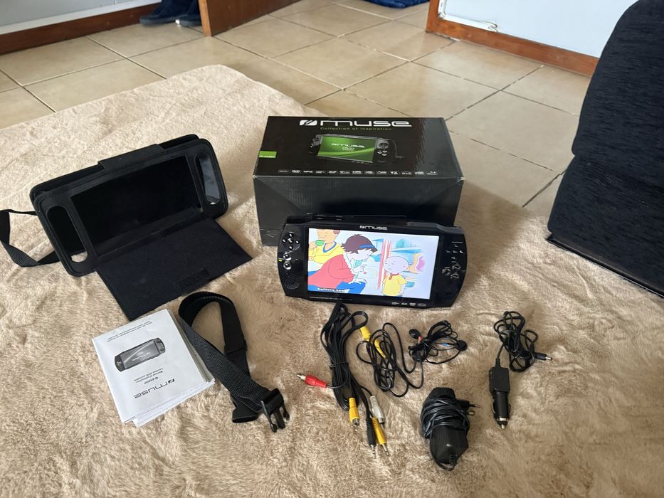 Leitor de DVD portatil450802408846141441
