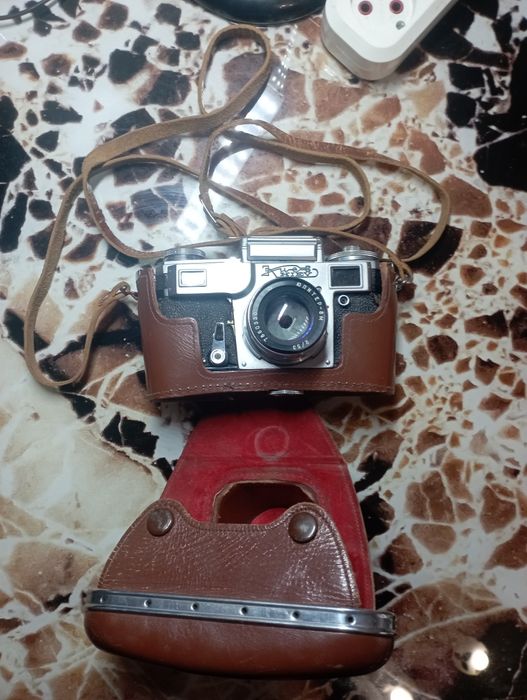 Фотоаппарат Киев 4м с объективом Юпитер 8м