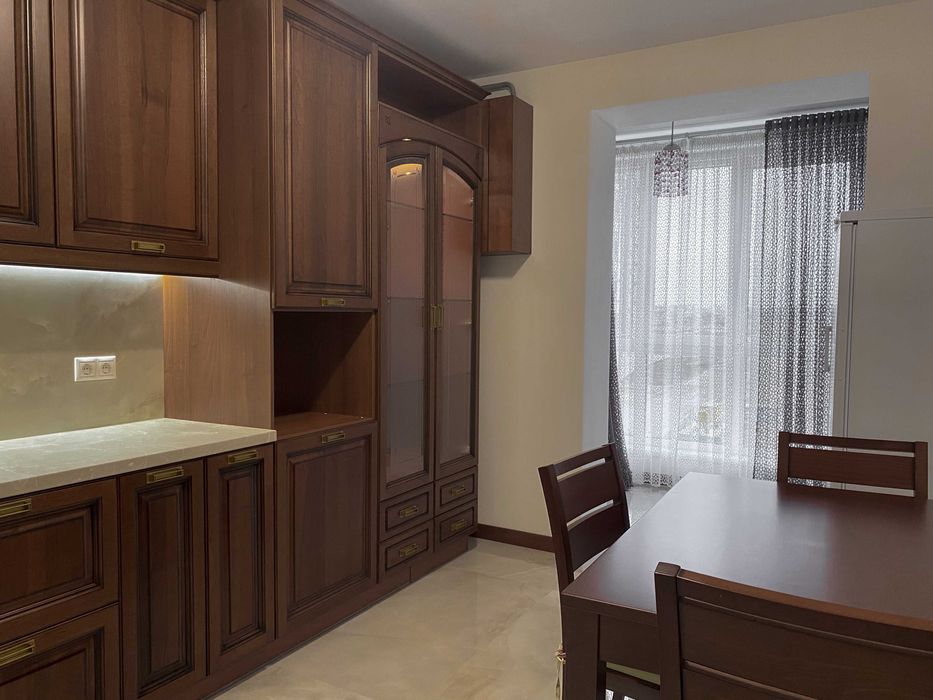 Продаж 2-кімнатної квартири в ЖК "На Щасливому"