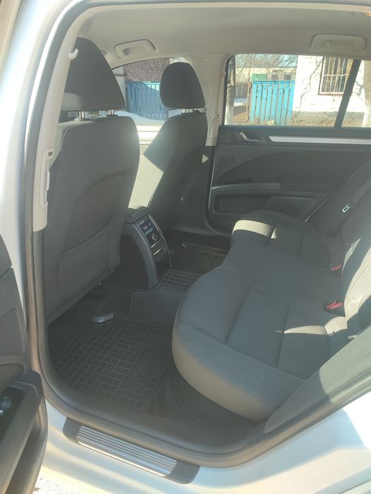 Skoda Superb 2014 VIN TMBAB43T3EB301028 фото оголошення 21 з 24