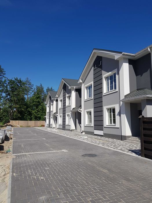 Просторний таунхаус в Лісовій Бучі