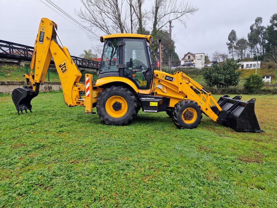 Retroescavadora jcb 3 cx