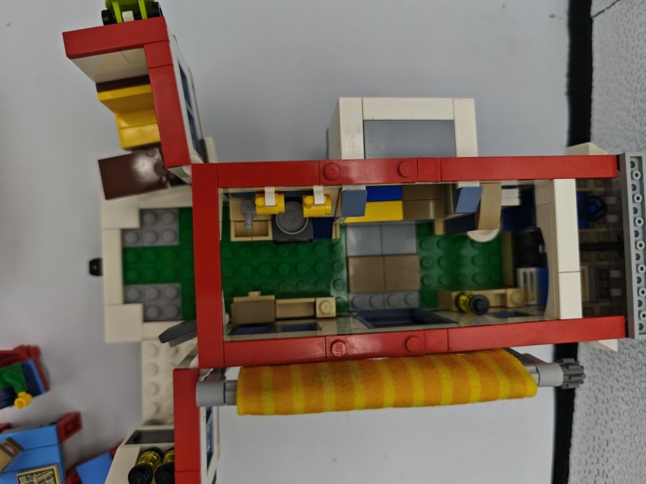 LEGO 41052 kamper, brak miśka i drzewek