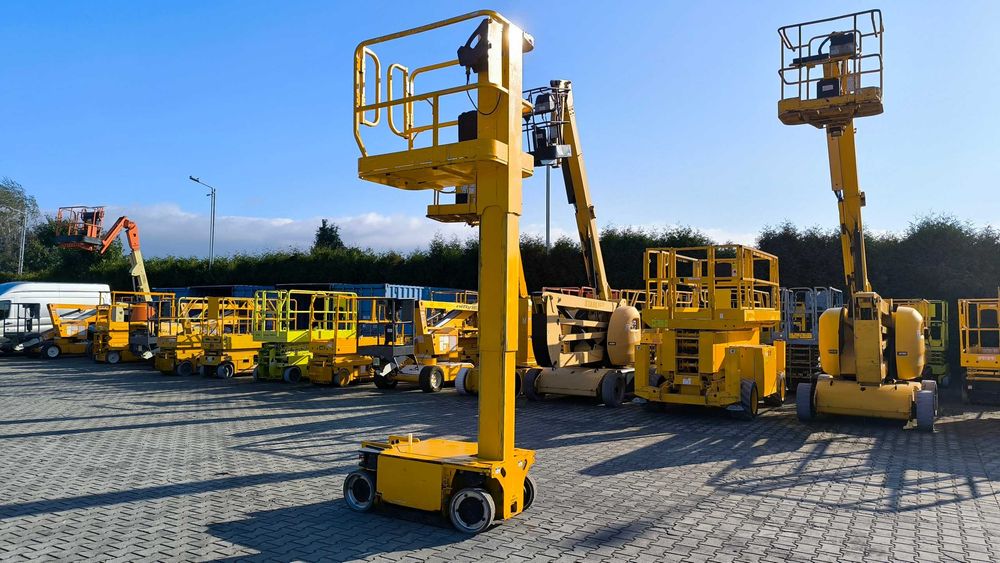 Podnośnik masztowy JLG 1230 ES Rok produkcji 2015