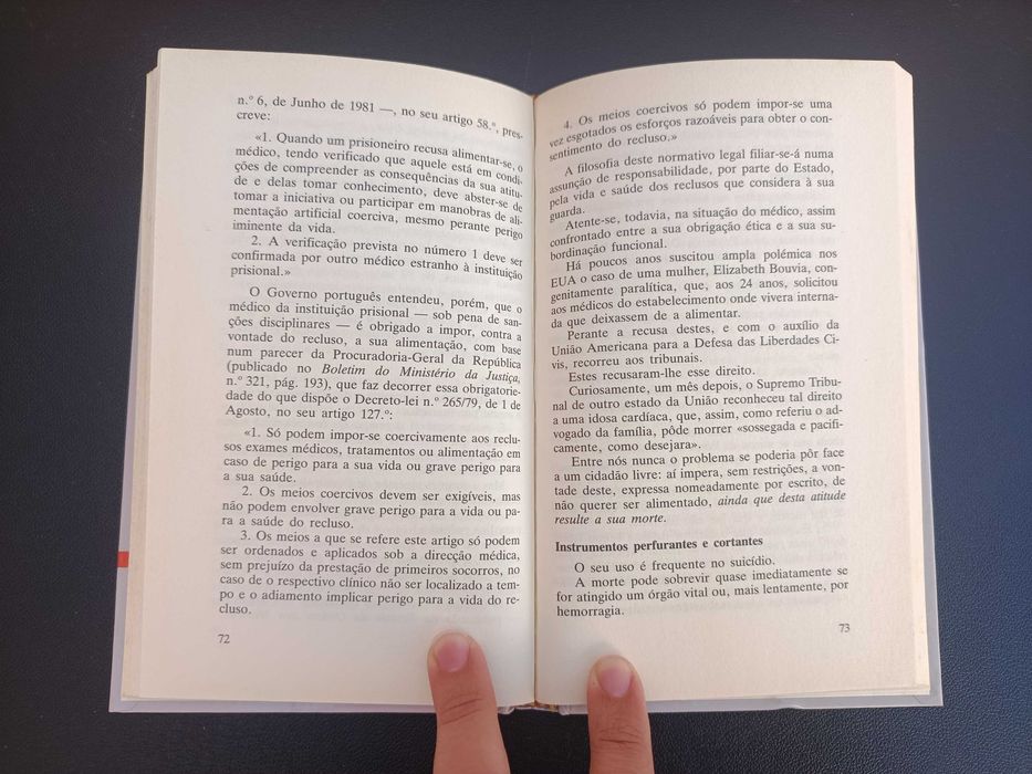 Livro "O Direito de Morrer", de Álvaro Lopes-Cardoso