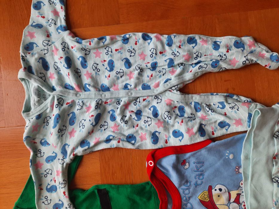 Ubranka dla chłopca 62 cm