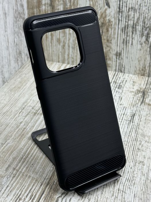 Чехол противоударный Carbon TPU на OnePlus 11/ 10 Pro/ 8T. Чохол