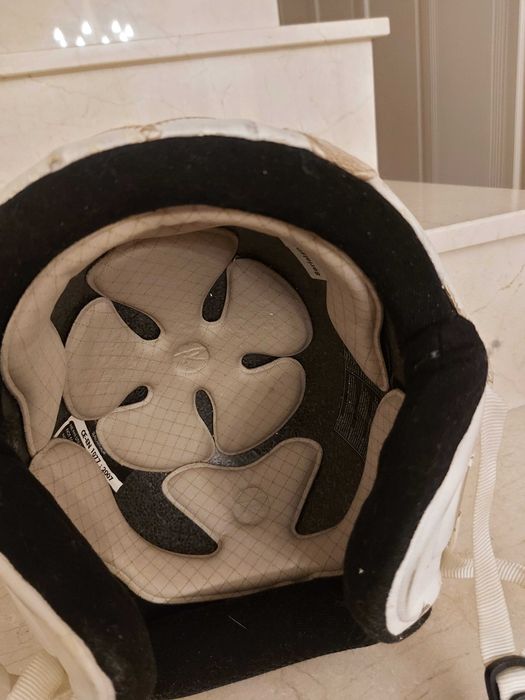 kask Rossignol na rolki, wrotki