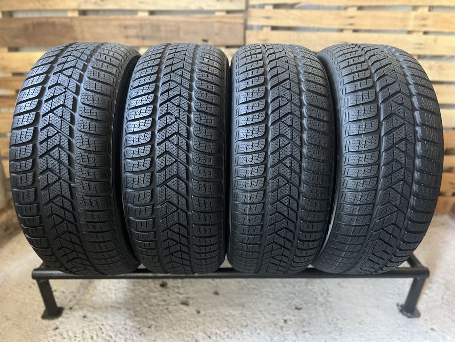 Зимові шини‼️225/40 R19 Pirelli Sottozero3 93V Нова‼️