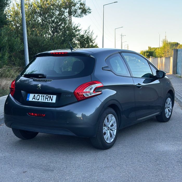 Peugeot 208 1.4 Hdi