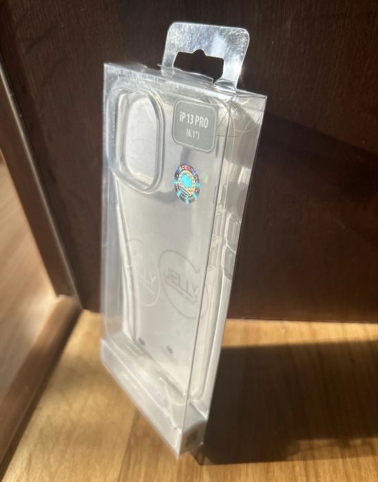Etui na iphona 13 pro