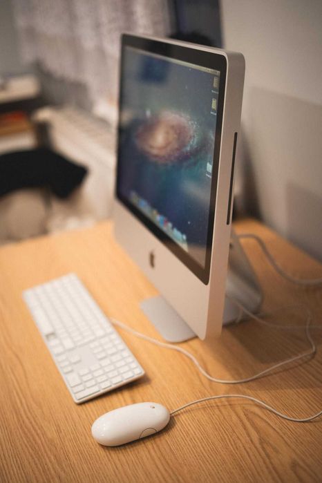 iMac 20 cali | 3 GB Ram / Core 2 Duo