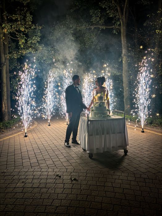 Fotobudka 360, Ciężki dym, Fontanny Iskier, Ledowy Napis ,,Love"
