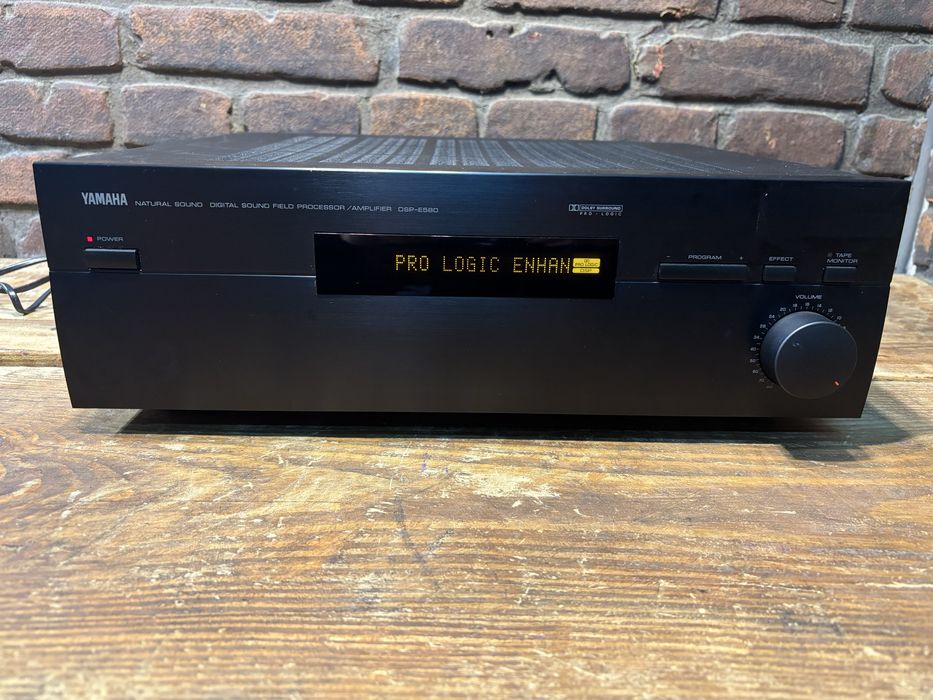 Procesor dźwięku Yamaha DSP E 580