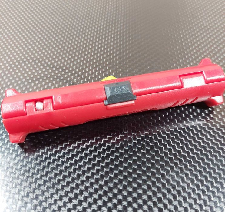 Суперфункциональный ручной стрипер электромонтажника для зачистки проводов