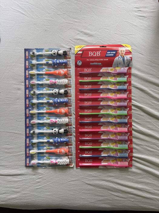 Zestaw szczoteczek dla dzieci i dorosłych