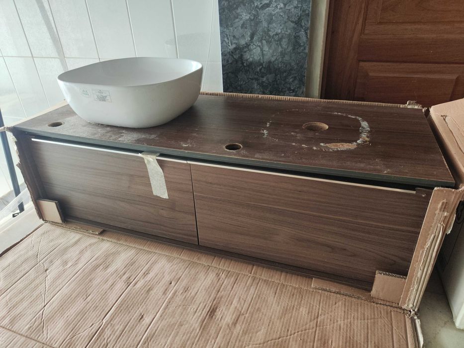 Movel WC 120cm com duas gavetas e lavatório