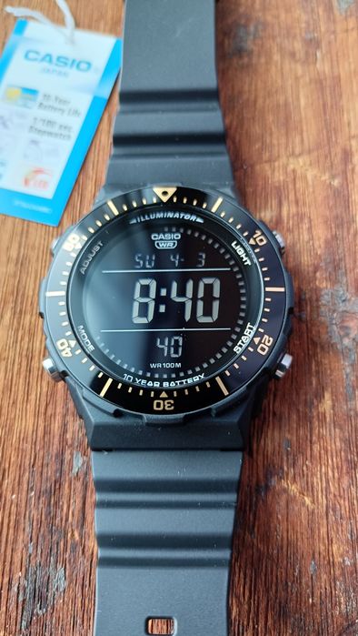 Casio AE-1700H All Black Bezel Preto e Dourado - Novo e Original