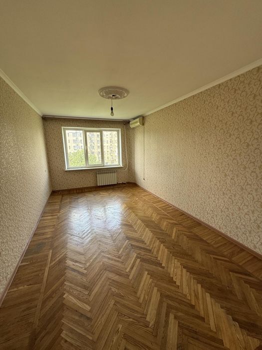 Балковская / Дюковские бани   Продам 4-х комнатную квартиру 100 кв.м.  7 этаж   Госпрограммы  Двухсторонняя
