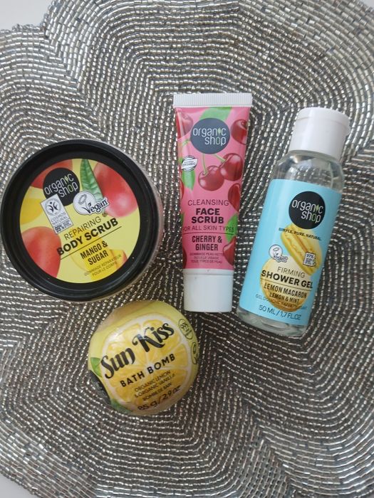 NOwy Zestaw Organic shop: body scrub, żel, peeling, kula do kąpieli