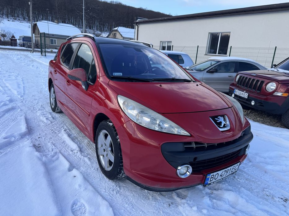 Peogeot 207 sw пежо 207