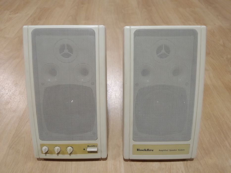 Colunas Rockfire para PC