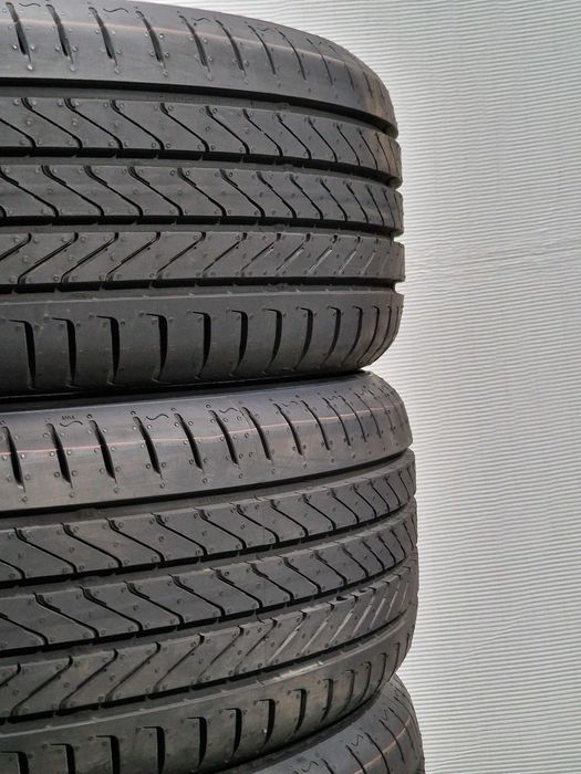 [Como Novos] 4 Pneus 205/55R19 CONTINENTAL