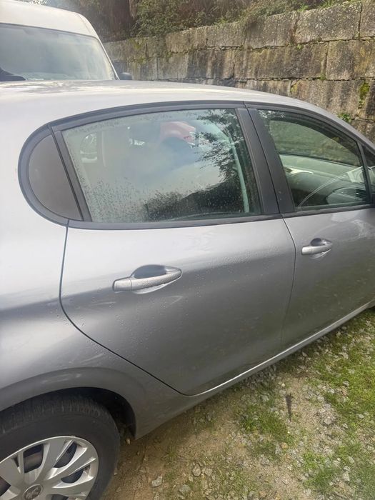 Peugeot 208 1.5 BlueHDI 2019 para peças