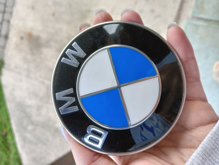 Емблема BMW бмв.