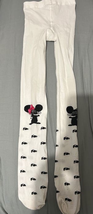 Białe rajstopy dziecięce