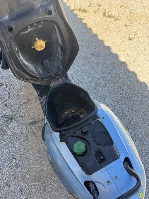 Vendo derbi 50cc atlantis em bom estado