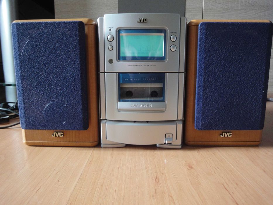 JVC -zgrabny,kompletny