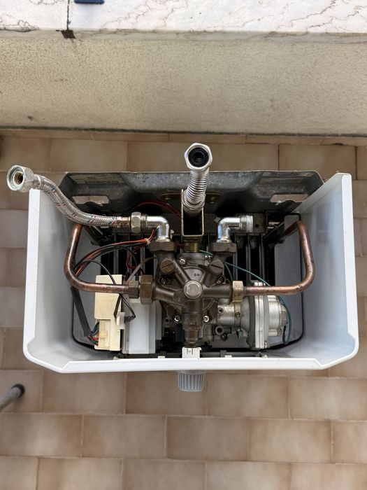 Esquentador Vaillant Geyser MAG Premium Gás Natural