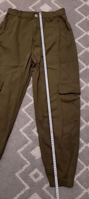 Spodnie Cropp cargo damskie rozm.36
