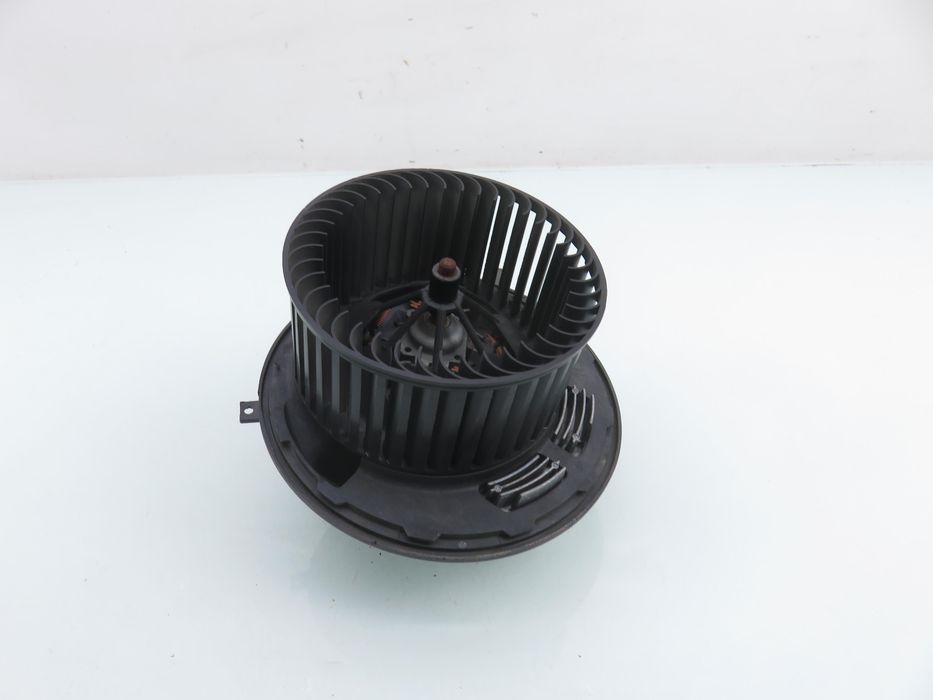 Dmuchawa Bmw 1 E87 982428f