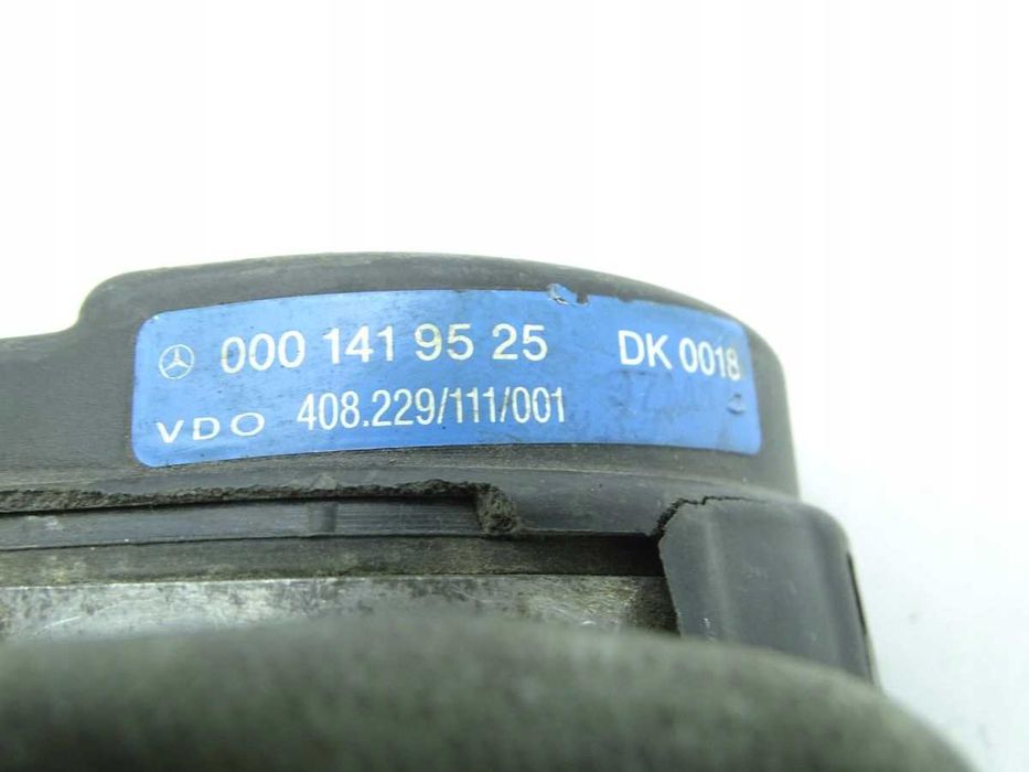Дросельна заслінка Mercedes W202. S202. W210. S210. W163. C208 - 2.0