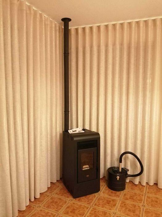 Salamandra a pellets EVACALOR 8 kW 2022 pouco uso