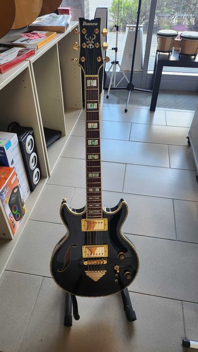 Gitara elektryczna Ibanez ar520h-bk