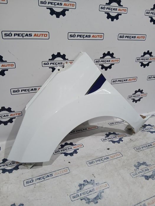 GUARDA LAMAS ESQUERDO BRANCA FORD FIESTA MK6 VAN 1.4TDCI ANO: 2010