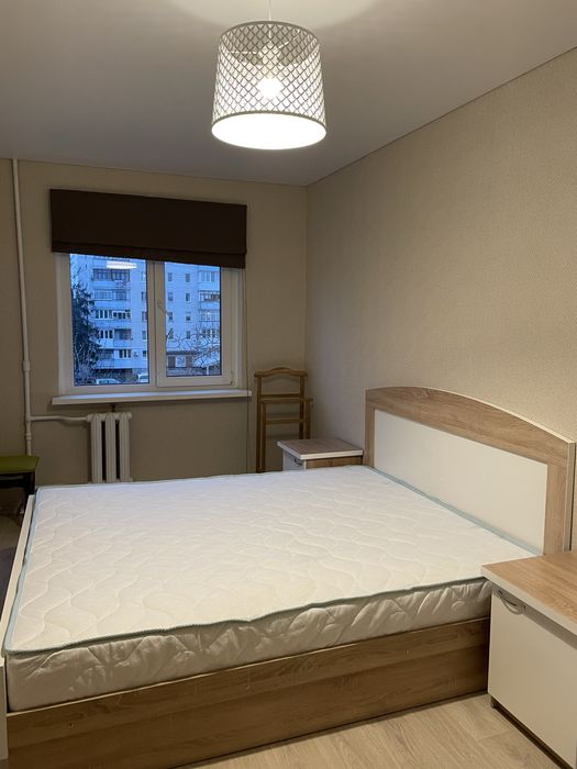 Подобово. Власник. Біля ТРЦ Глобал. Звітні документи